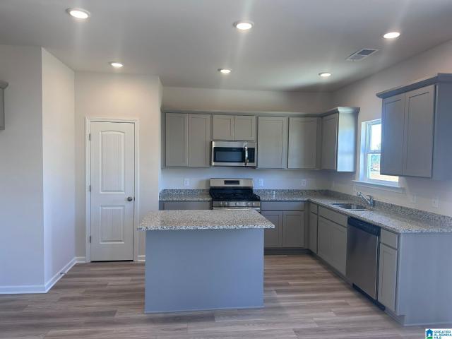 House for sale in Columbiana, Alabama