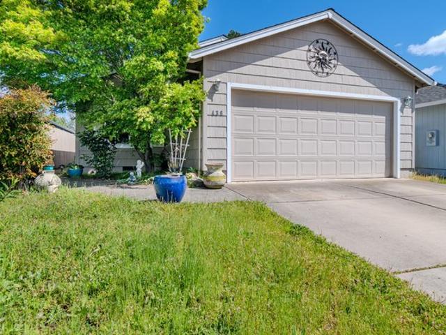 House for sale in Oregonia