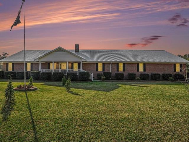 House for sale in Hemingway, South Carolina