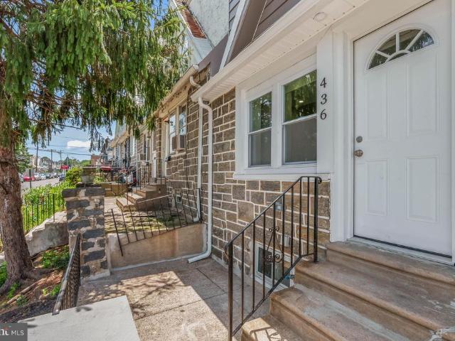 Townhouse for sale in Delco, Pennsylvania