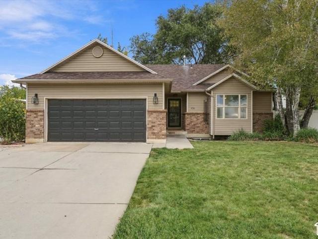 House for sale in Clearfield, Davis County