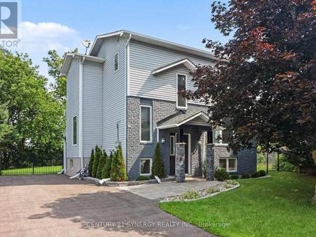 House for sale in Clarence-rockland, Ontario