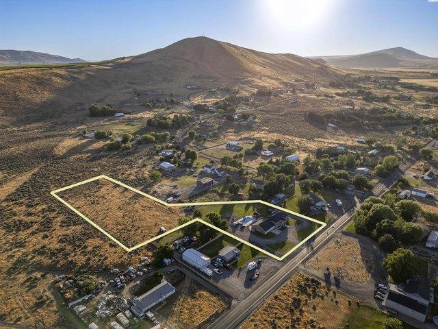 House for sale in Benton City, Washington