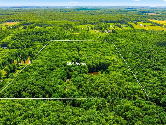 House for sale in Thompson, Ohio