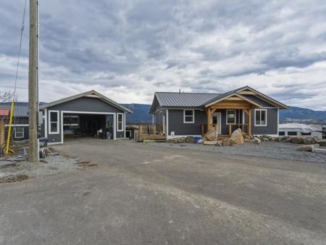 House for sale in Spallumcheen, British Columbia