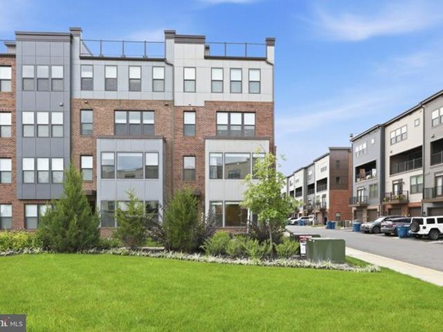 Condo for sale in Virginia