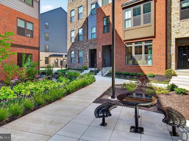 Condo for sale in Virginia