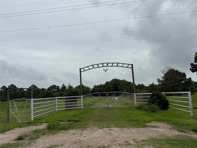 Land for sale in Chambers, Texas