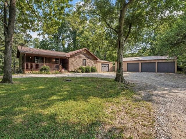 House for sale in Morganfield, Kentucky