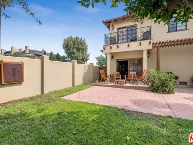 House for sale in Studio City Neighborhood Council District, Canoga Park