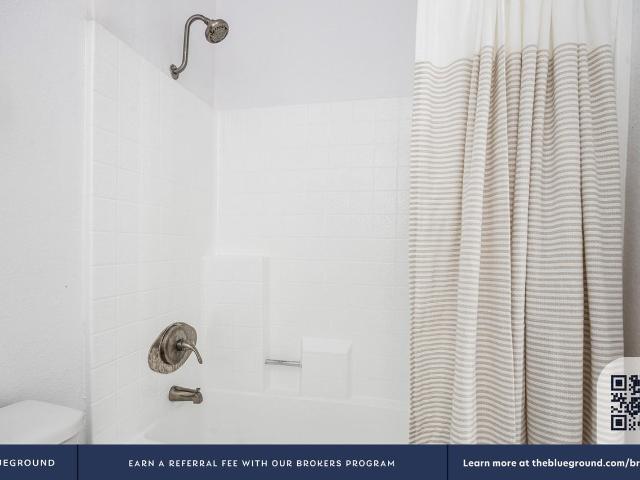 Apartment for rent in Culver City, California