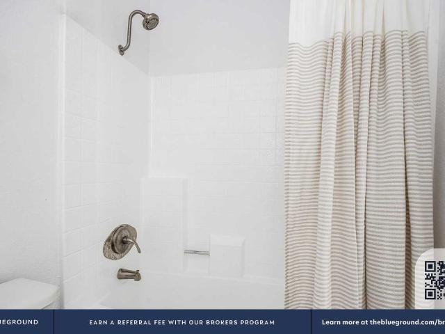 Apartment for rent in Culver City, California
