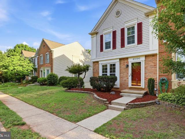 Townhouse for sale in Virginia