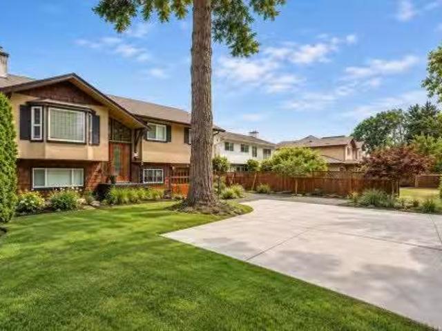 House for sale in Gordon Head, Saanich