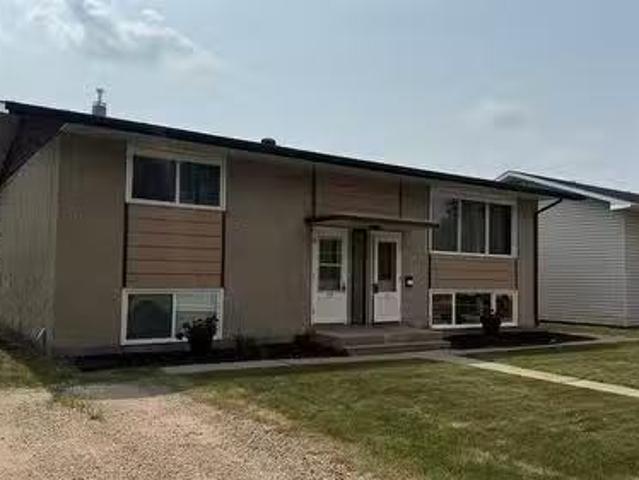 House for sale in Prince Albert, Saskatchewan