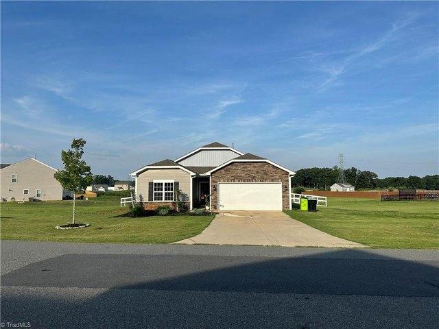House for sale in Clemmons, North Carolina