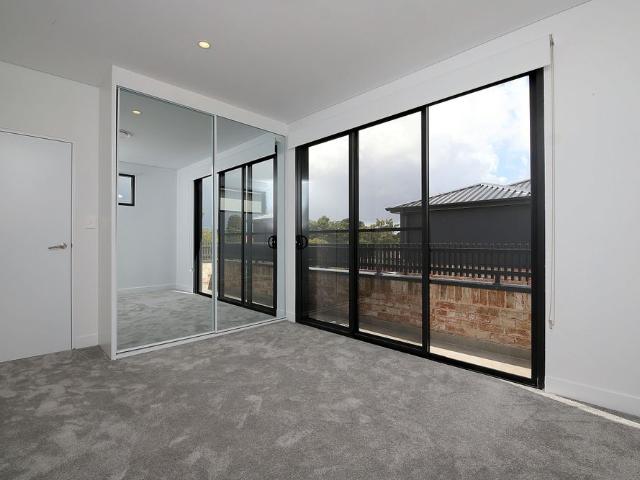 Townhouse for rent in Sydney, New South Wales