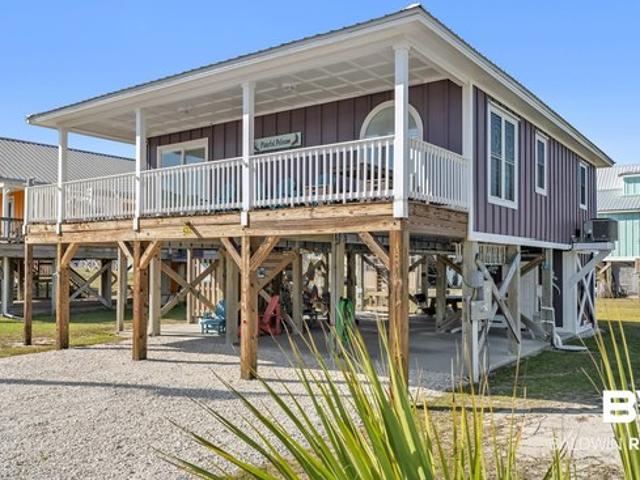 House for sale in Gulf Shores, Alabama