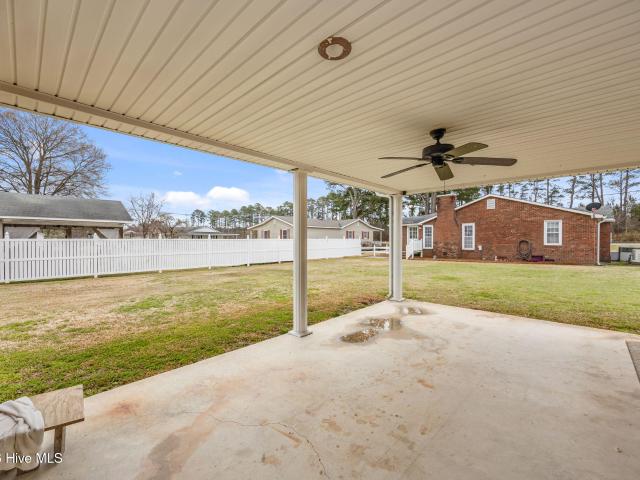 House for sale in Dover, North Carolina