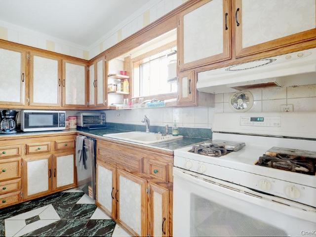 House for sale in Bohemia, New York