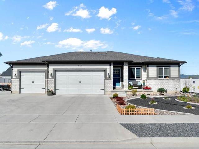 House for sale in Cache, Utah