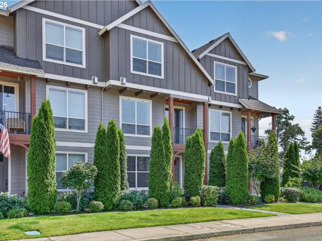 Townhouse for sale in Oregonia