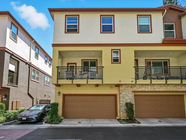 Condo for sale in San Ramon, California