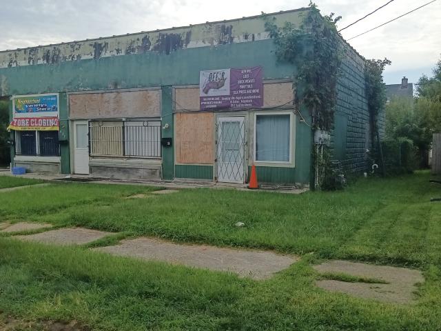 Commercial for sale in Highland Vicinity, Indianapolis