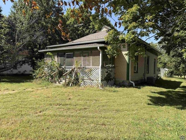 House for sale in Whiting, Jackson County