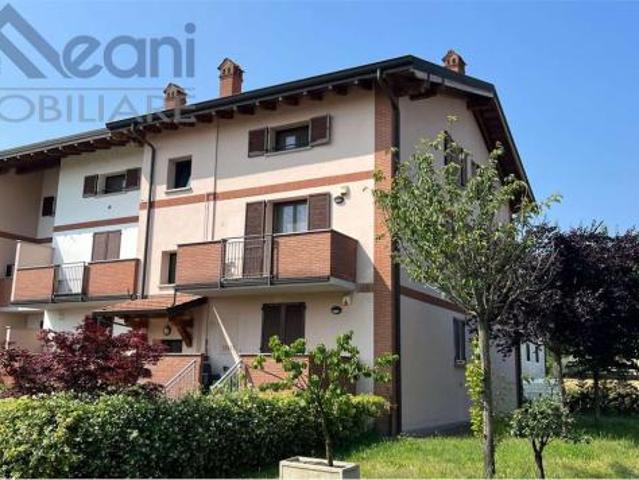 Appartamento in vendita a Casa Cairola, Landriano