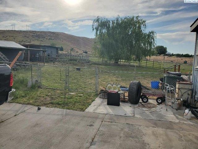 House for sale in Benton City, Washington