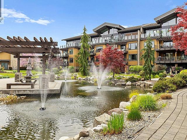 Condo for sale in Winfield, British Columbia