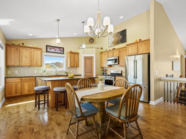House for sale in Prairie Creek, Windsor