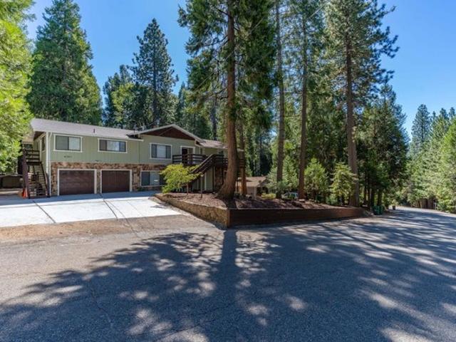 House for sale in Pollock Pines, California