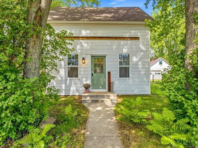 House for sale in Harris, Minnesota