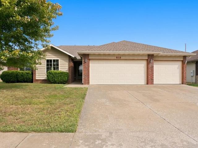 House for sale in Springfield, Greene County