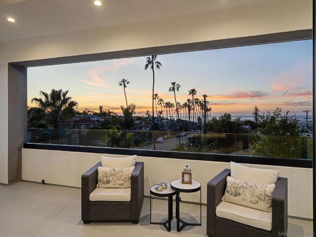 House for sale in Ocean Beach, San Diego