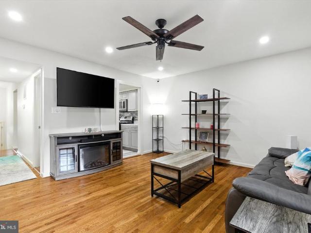 Townhouse for sale in Woodbridge