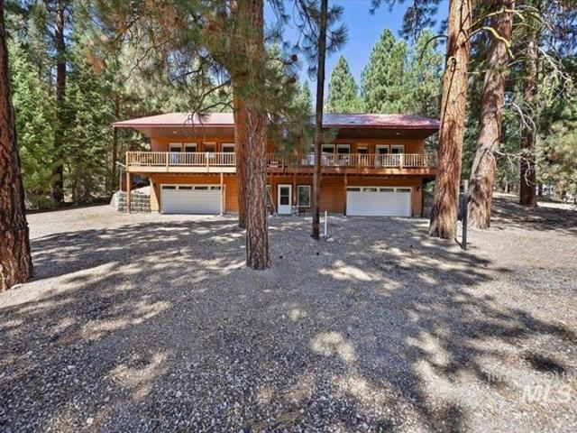 House for sale in Featherville, Elmore County
