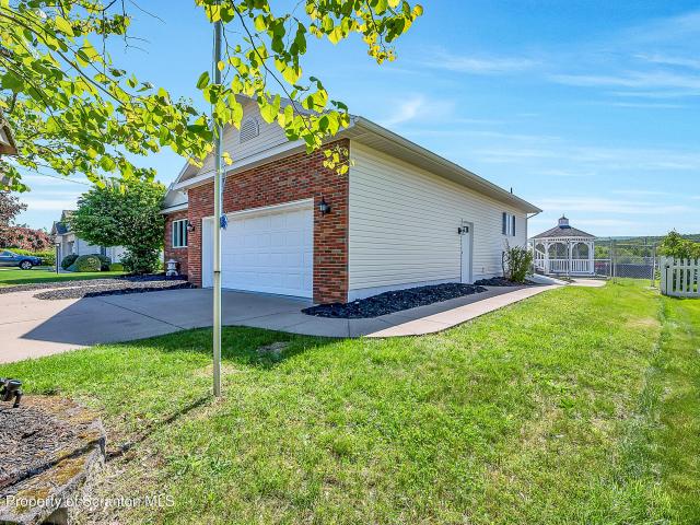 House for sale in Blakely, Pennsylvania