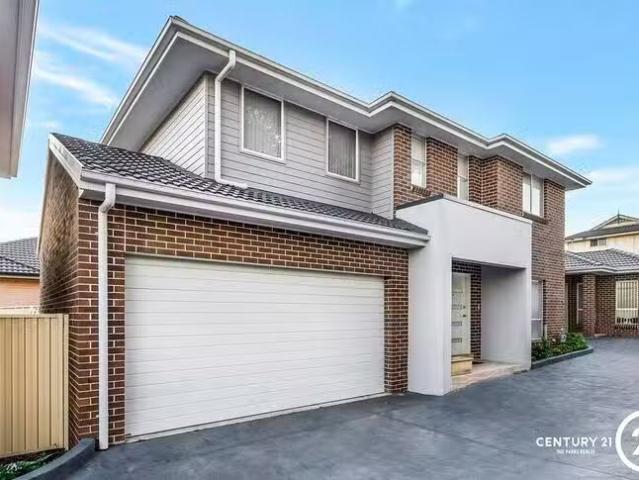 House for rent in Fairfield Heights