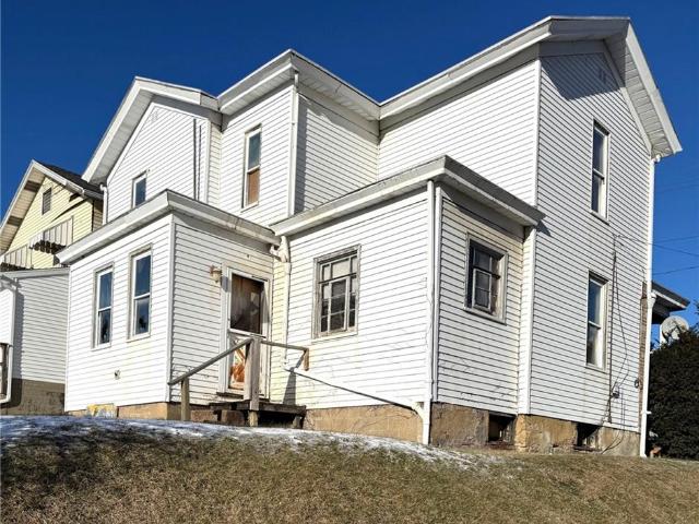 House for sale in Beaver, Pennsylvania