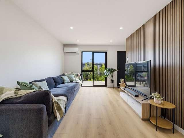Townhouse for sale in Papatoetoe, Ōtara-Papatoetoe