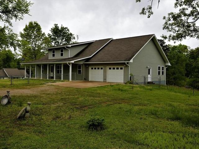 House for sale in Poplar Bluff, Missouri