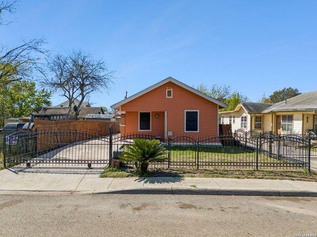 House for sale in Leesville, Texas