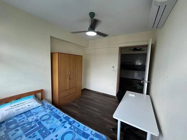 Room for rent