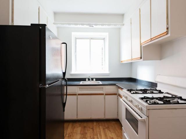Apartment for rent in St. Leonard's, Quebec