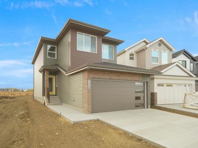 House for sale in Chappelle, Edmonton