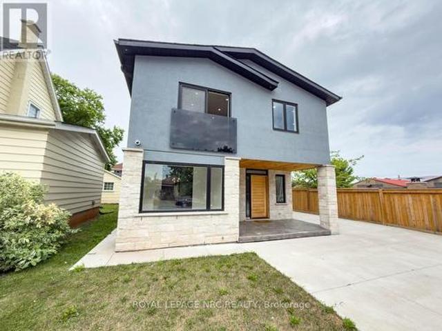 House for sale in Niagara, Ontario