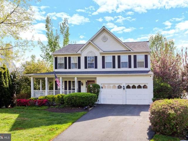 House for sale in Courts of Ashburn, Ashburn